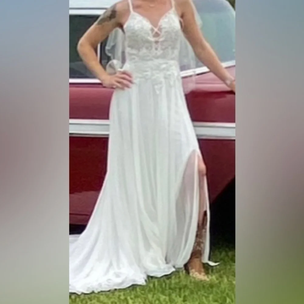 Rebecca Ingram Wedding Dress - Size 6 - Newly Dry Cleaned